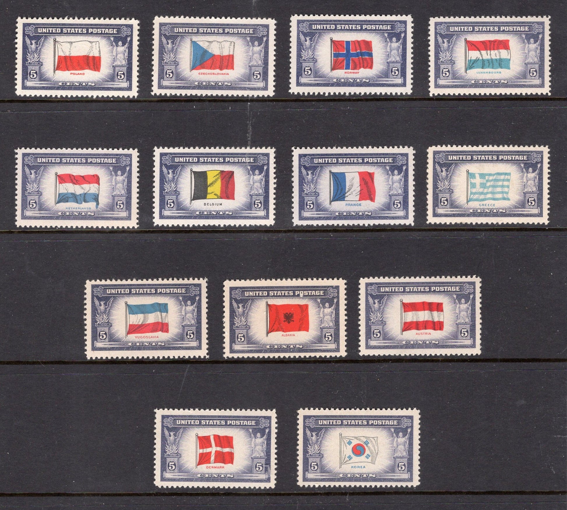13 FLAGS OVERRUN COUNTRIES during World War Two 2 - Bright Usa Stamps, Post Office Fresh - Vintage 1943 -Stock# 909 